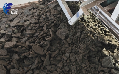 污水廠處理的泥餅出現“溏心”問題？-青島仕駿