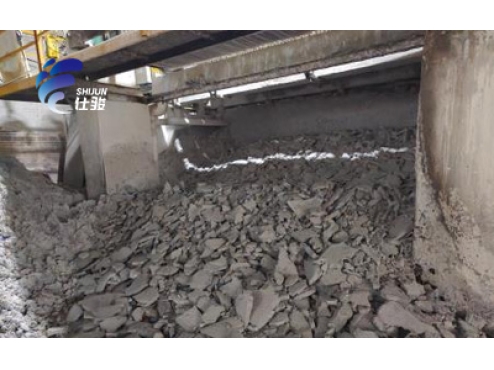 市政污泥深度脫水：新型污泥調理劑替代石灰的環(huán)保優(yōu)勢?-青島仕駿