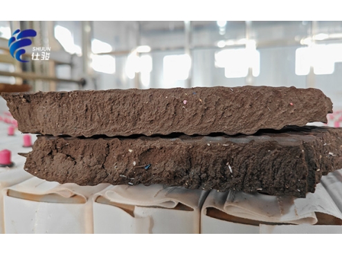 污泥增效劑在造紙污泥深度脫水中的應(yīng)用:提升泥餅干度與降低含水率-青島仕駿